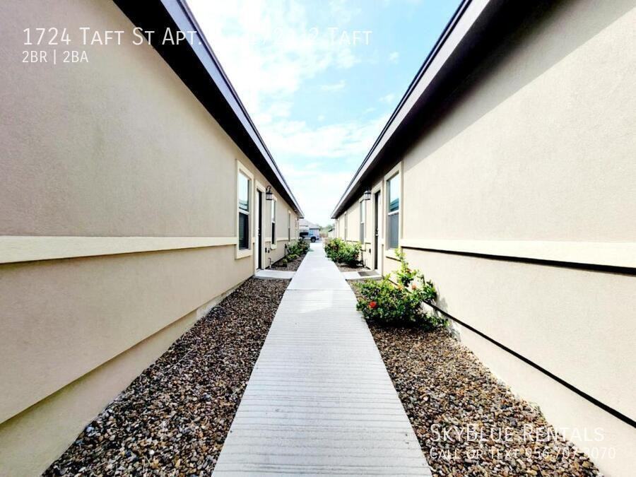 1724 W Taft St Apt 2 #1724-2TAFT - Photo 3 of 26