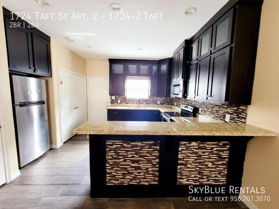 1724 W Taft St Apt 2 #1724-2TAFT - Photo 6 of 26