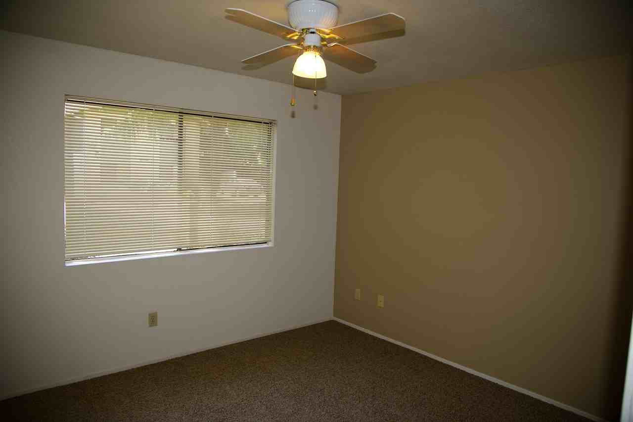 Graduate Gardens - Photo 5 of 32