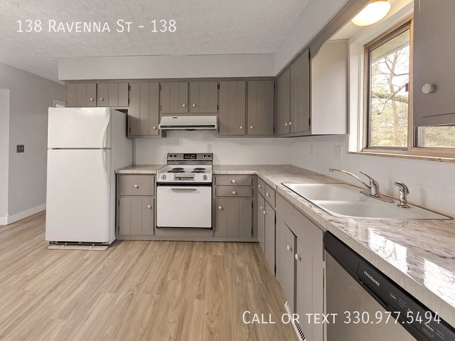 138 Ravenna St #138 - Photo 2 of 25