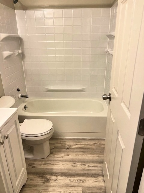 5411 Southgate Boulevard - Photo 4 of 7