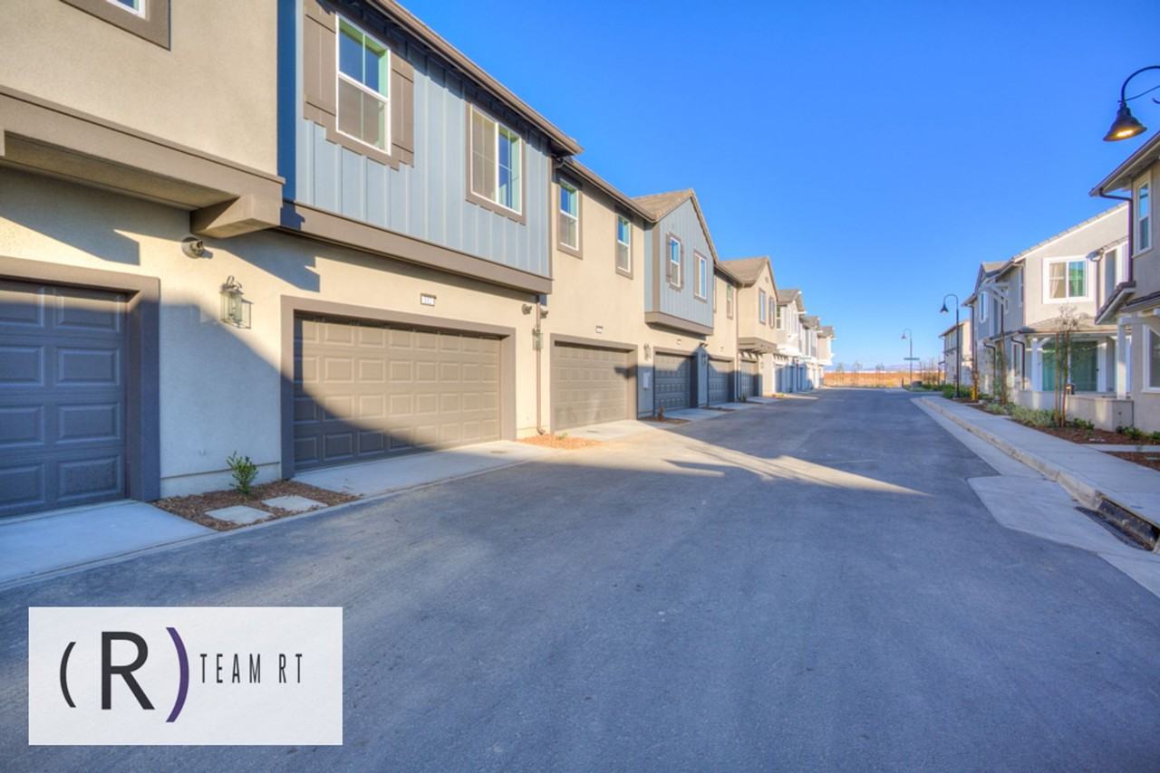 4076 E Lily Paseo #112 - Photo 2 of 22