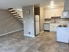 featured image of 530 La Conner Dr #6