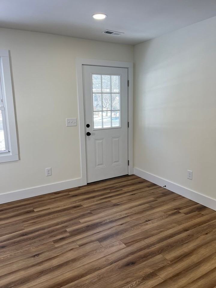 1199 Claybank Rd - Photo 2 of 13