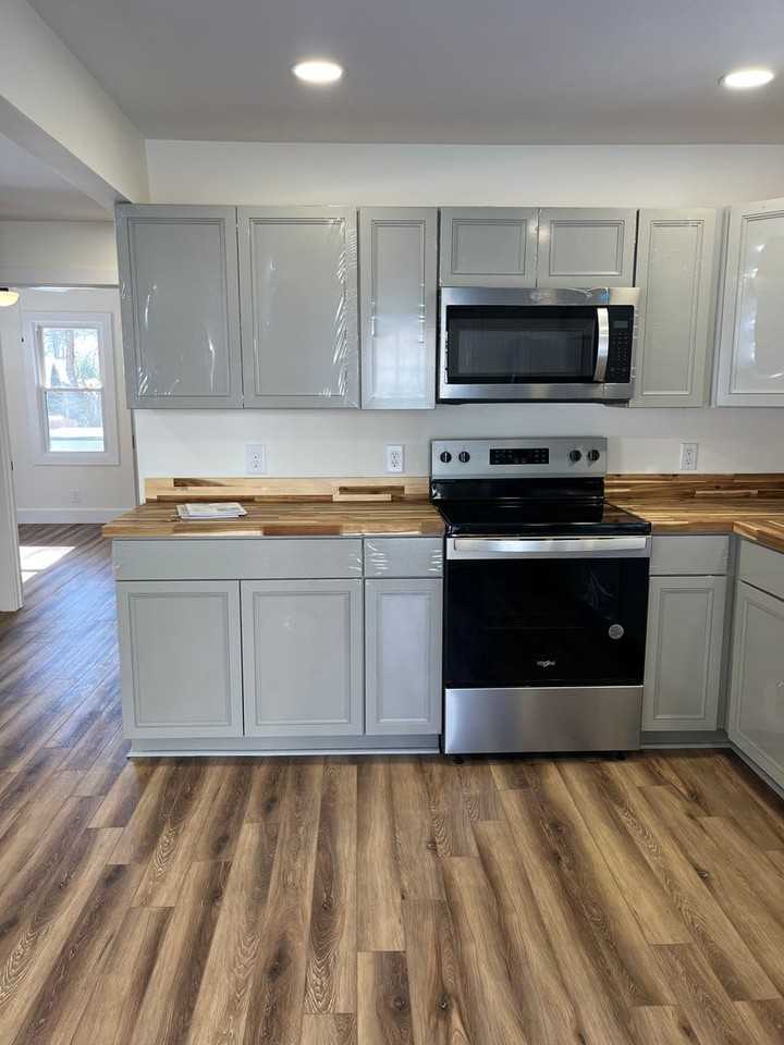 1199 Claybank Rd - Photo 3 of 13