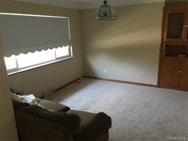 22133 Watsonia St - Photo 3 of 10