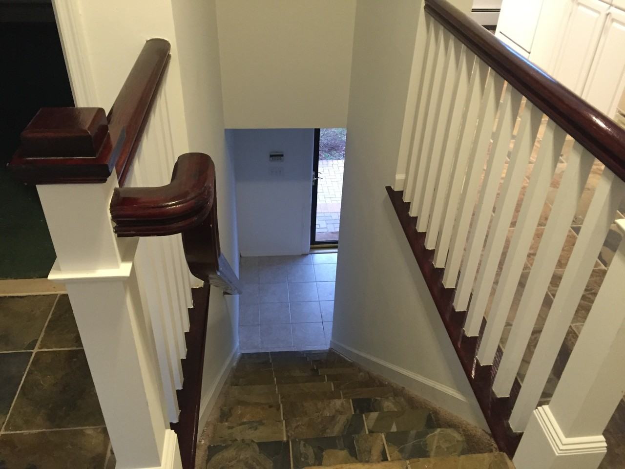 3 Locust Ave - Photo 2 of 20