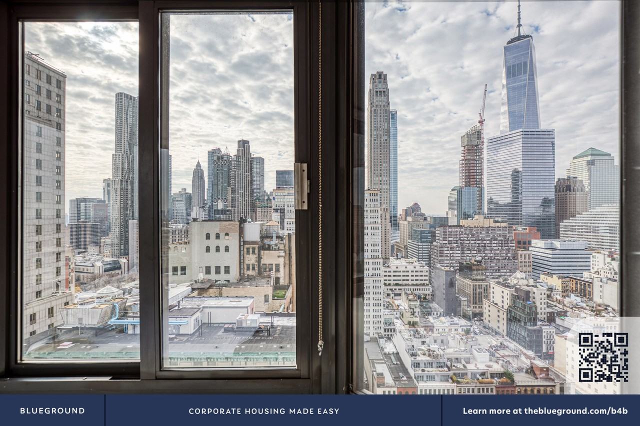 105 Duane Street - Photo 5 of 36