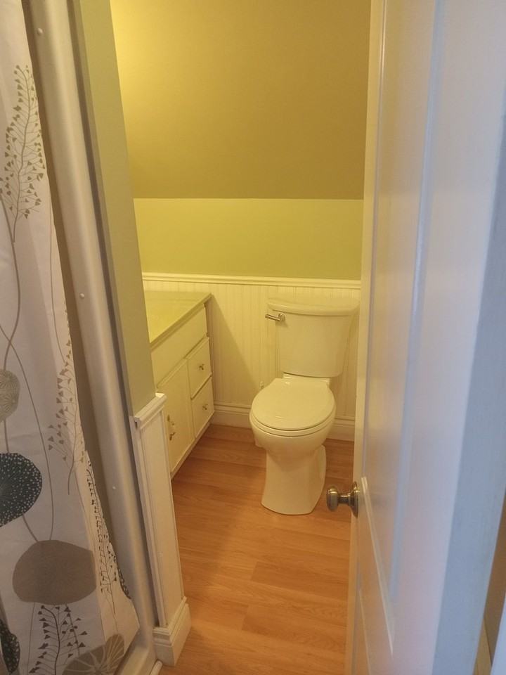 149 Burk St - Photo 3 of 6