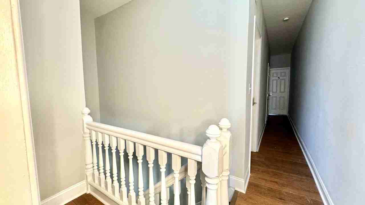 N Luzerne Ave - Photo 3 of 4