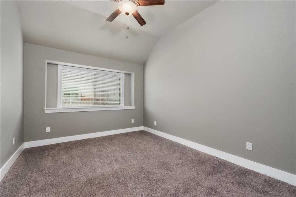 2612 Somerton Court - Photo 6 of 30