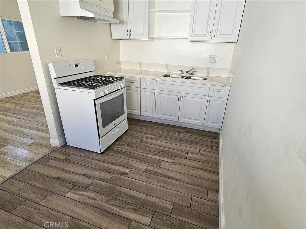 10760 Sutter Ave - Photo 5 of 7