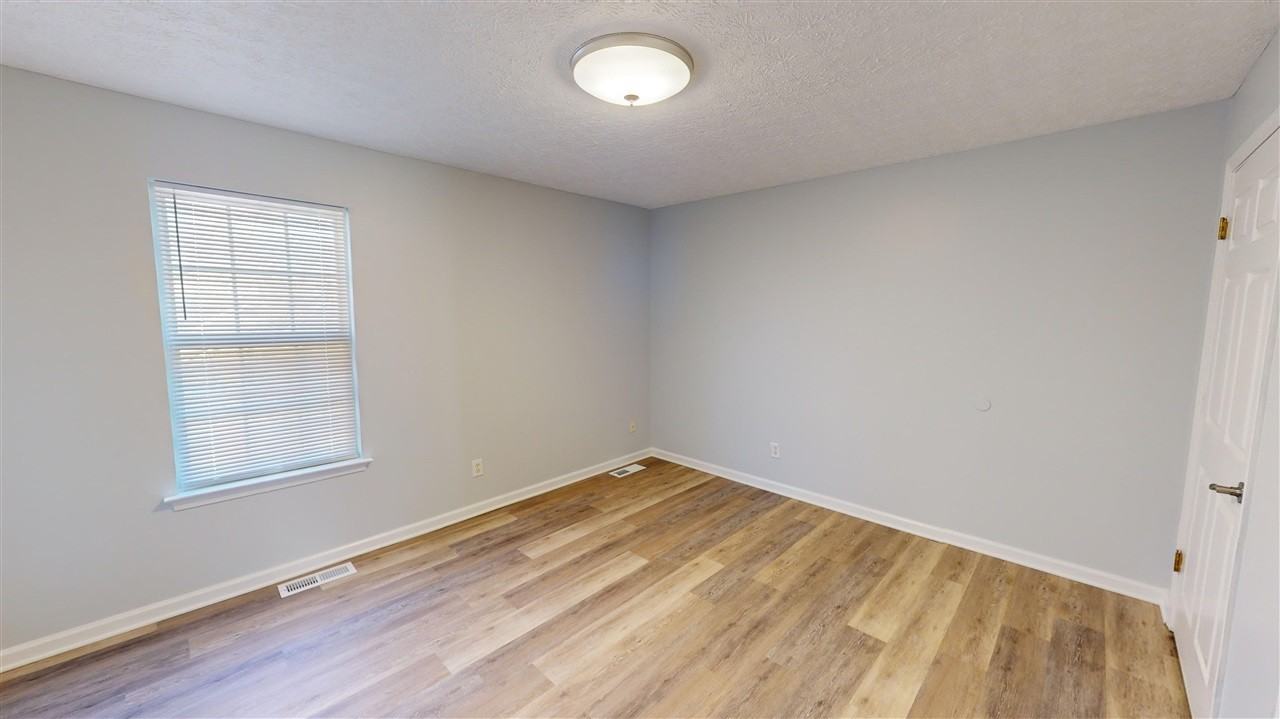 729 Jennings Ct - Photo 7 of 12