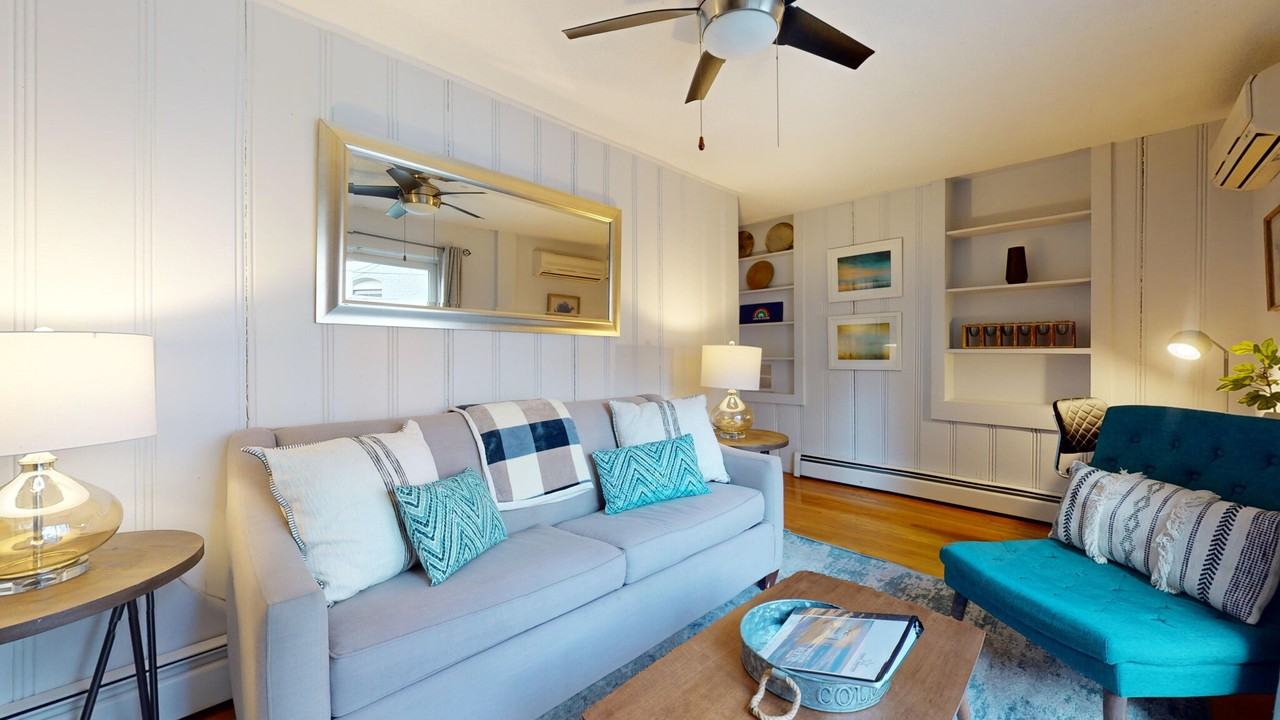 282 Washington St #2 - Photo 3 of 21