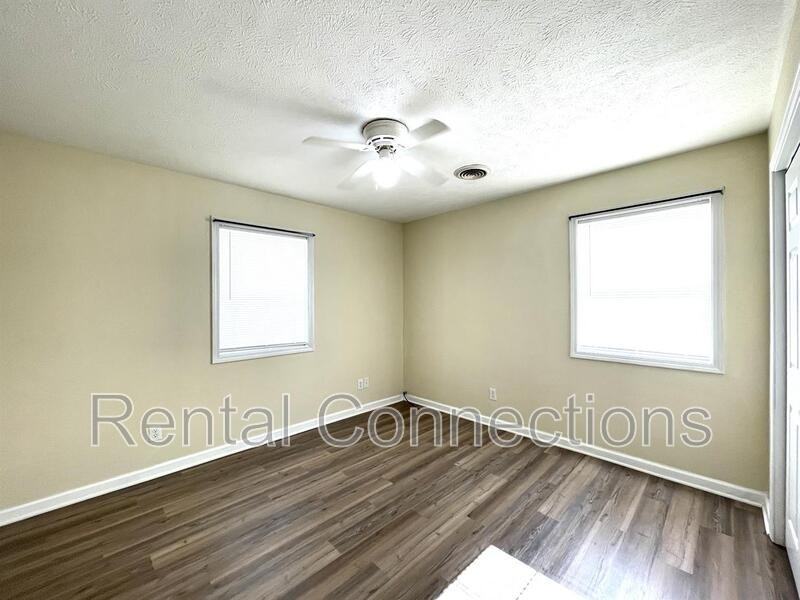 1401 N 8th St - Photo 6 of 12