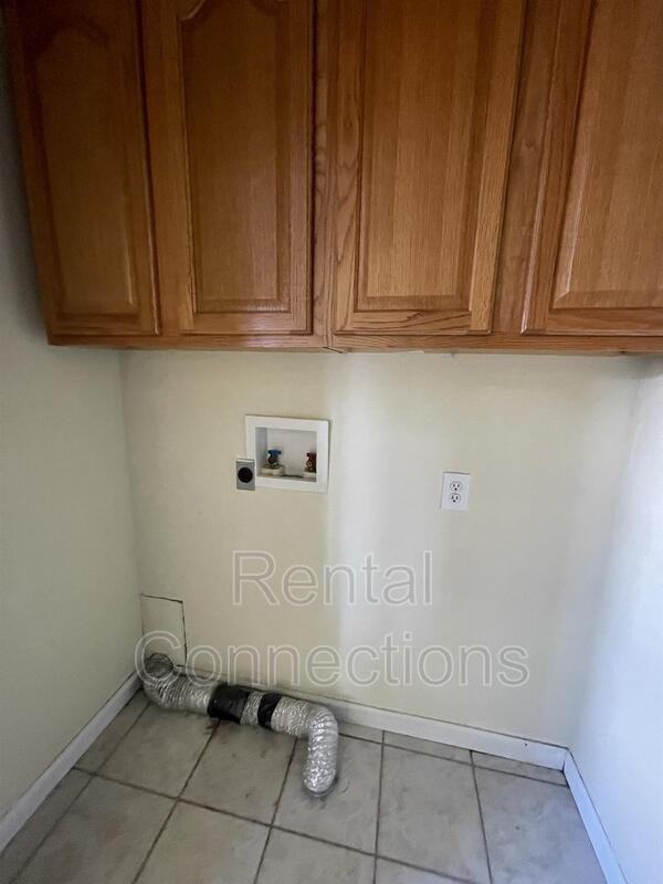 1401 N 8th St - Photo 7 of 12