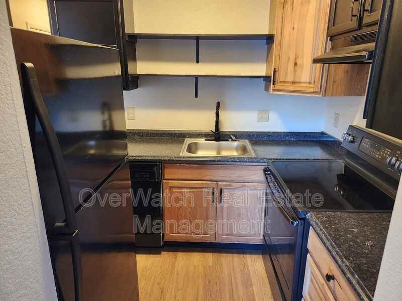 177 Micheal Ct #4 - Photo 5 of 10