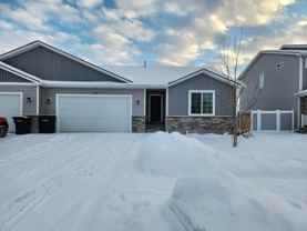 3342 E Kathaway Ln - Photo 1 of 1