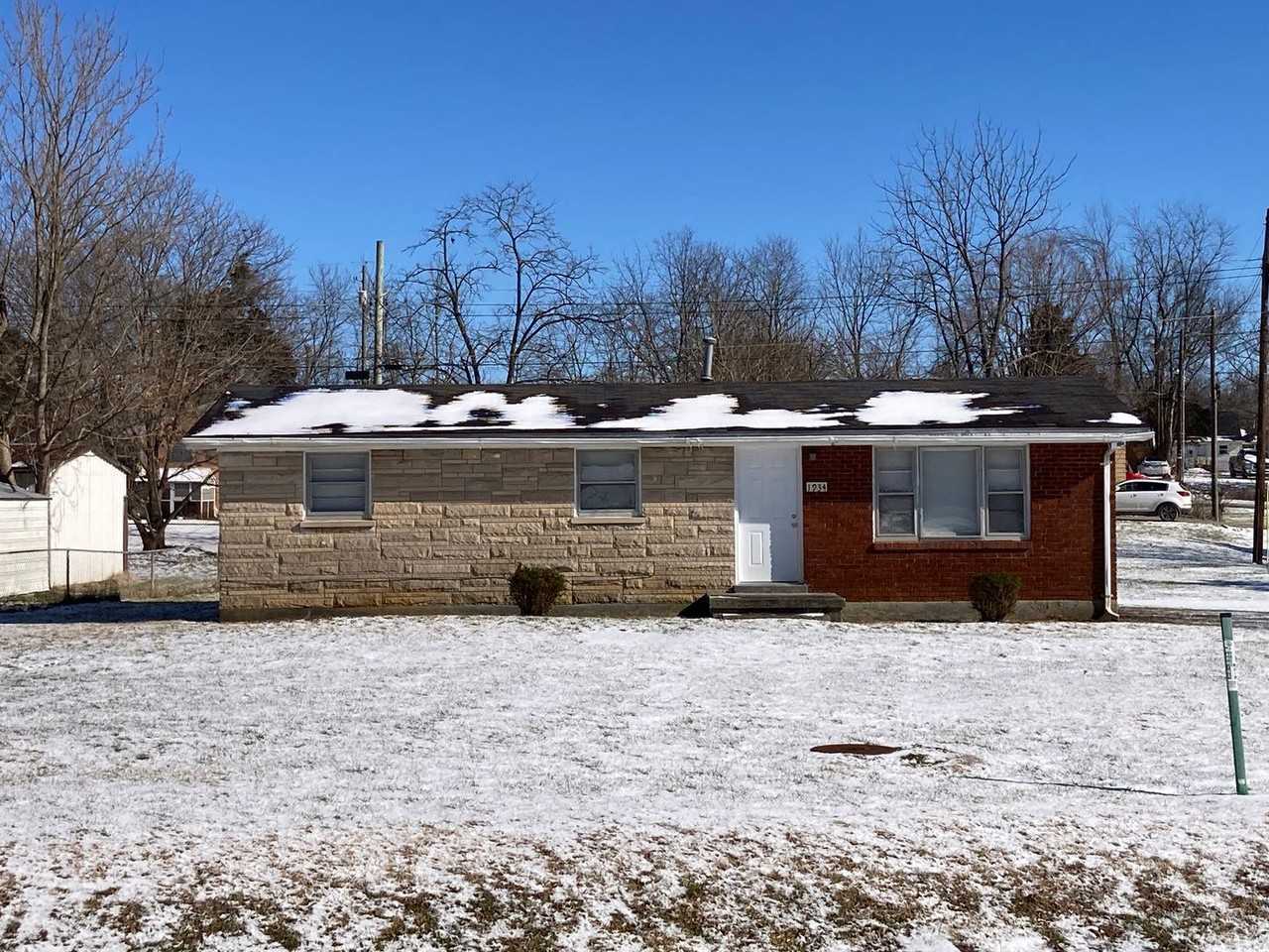 1934 S Wilson Rd - Photo 3 of 41