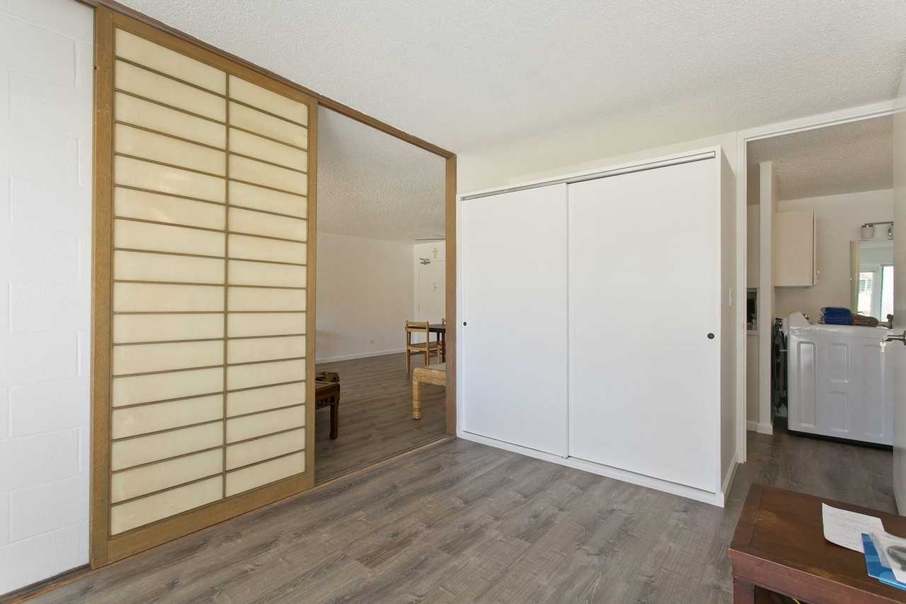 225 Kaiulani Ave #201 - Photo 7 of 18