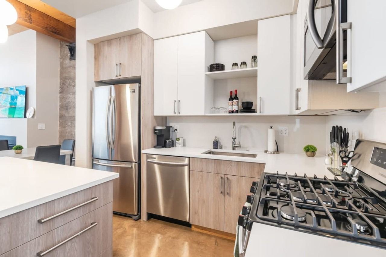 2120 Commerce Street - Photo 5 of 43