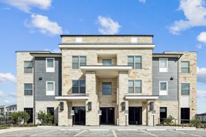 featured image of 108 Oak Creek Way