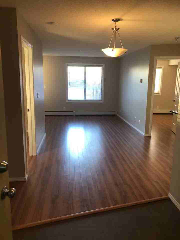 11820 22 Avenue Southwest - Photo 3 of 10