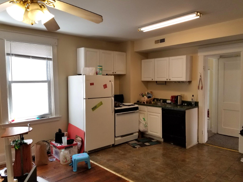 2215 Wheeler St #2 - Photo 3 of 10