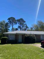 featured image of 830 Calhoun Ave #B