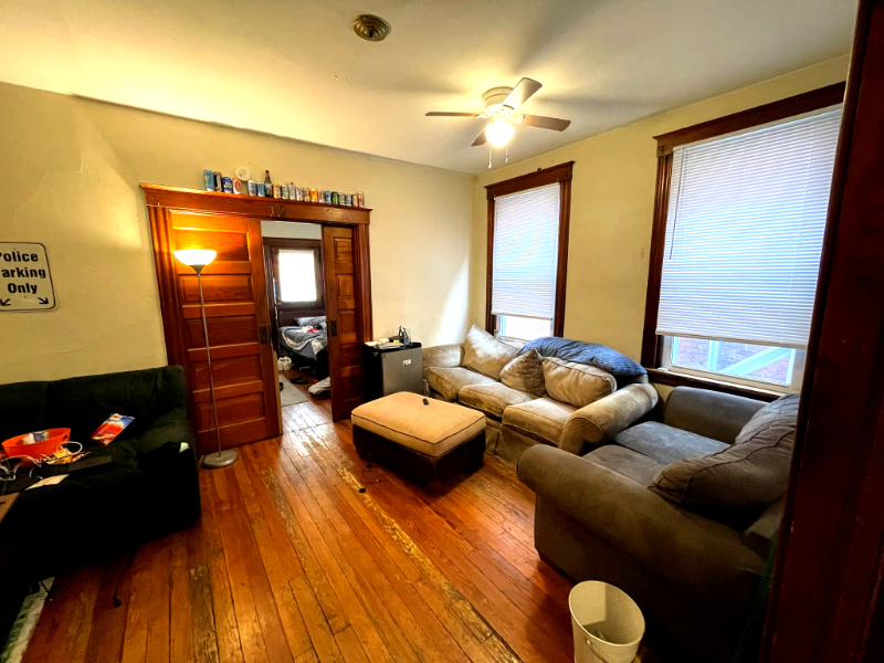 2217 Wheeler St - Photo 2 of 20