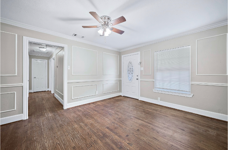 1409 Belmont St - Photo 3 of 20