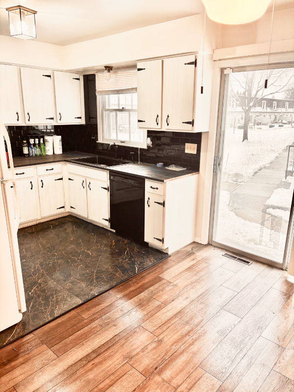 4126 W Cherrywood Ln #4126 - Photo 2 of 9