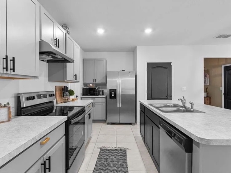 1753 Shadow Trace Way - Photo 3 of 10