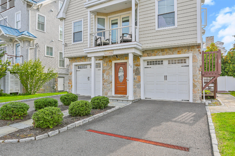 25 Penfield Pl - Photo 2 of 12