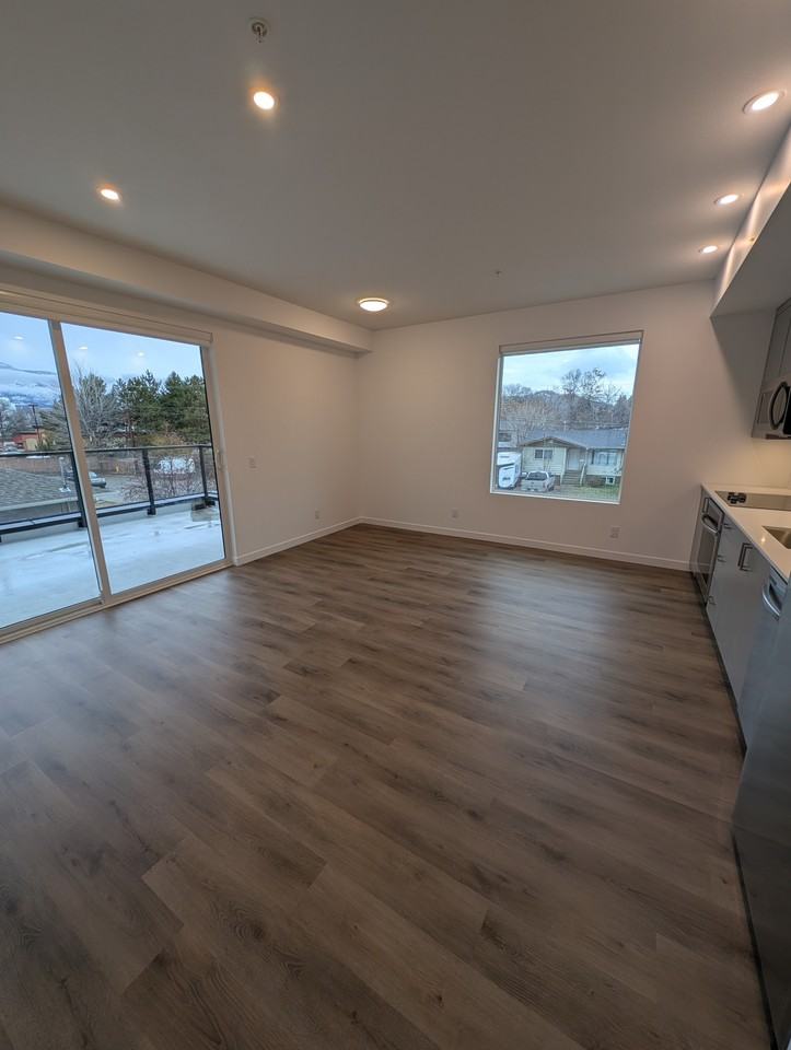 1301 Belaire Avenue - Photo 2 of 23