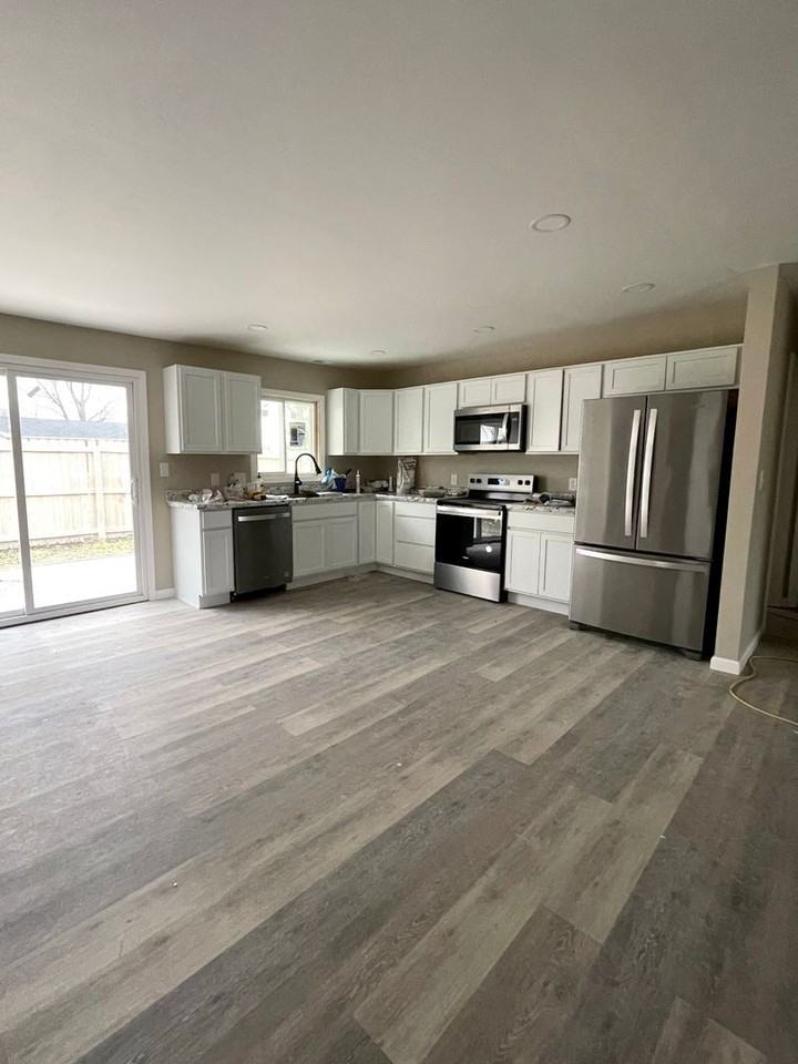 431 Harris St - Photo 7 of 10