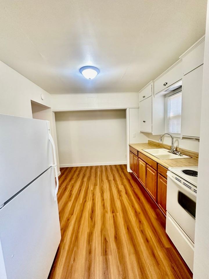 1814 Ivory St - Photo 4 of 15