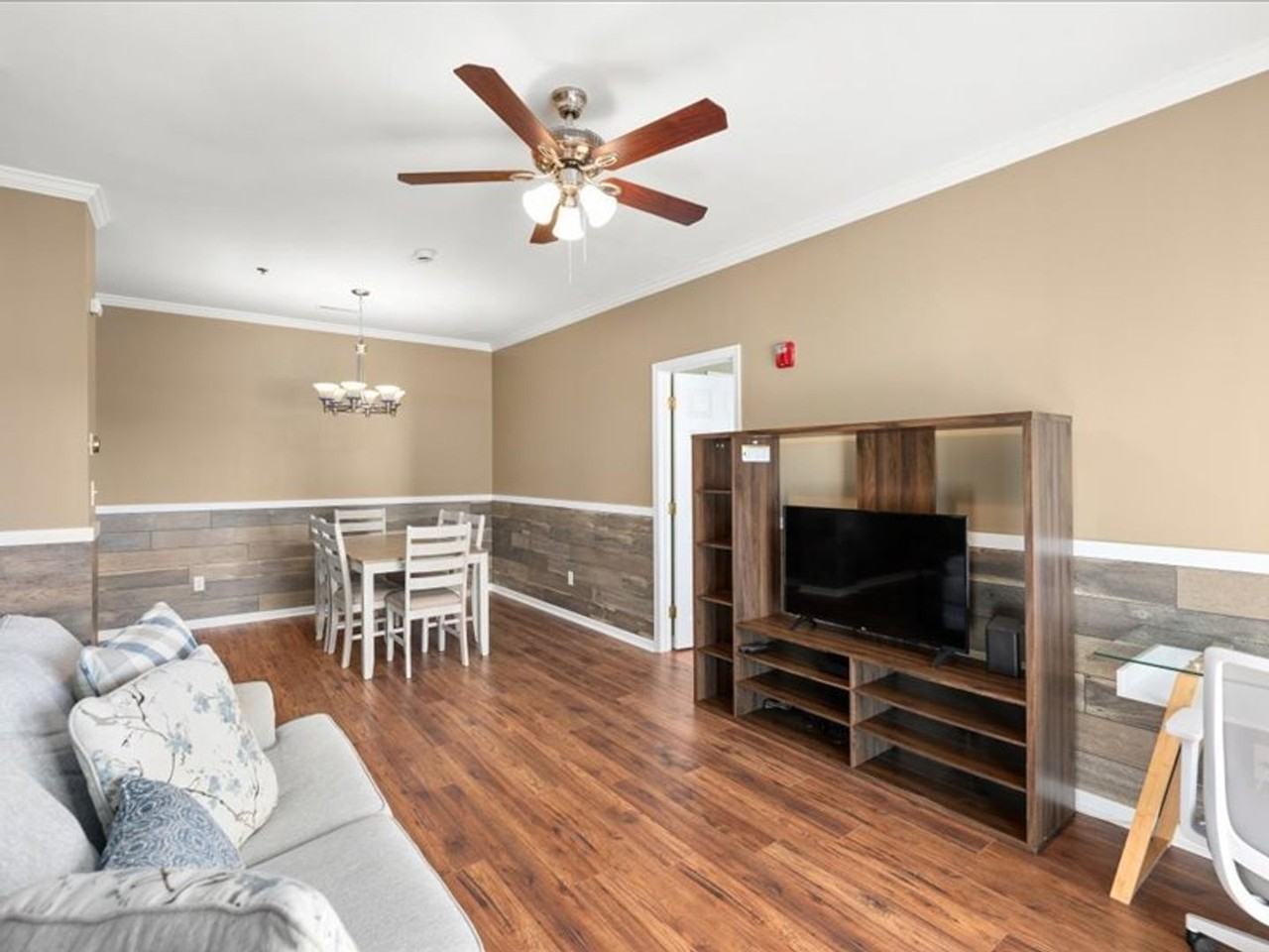 35552 E Atlantic Cir - Photo 5 of 29