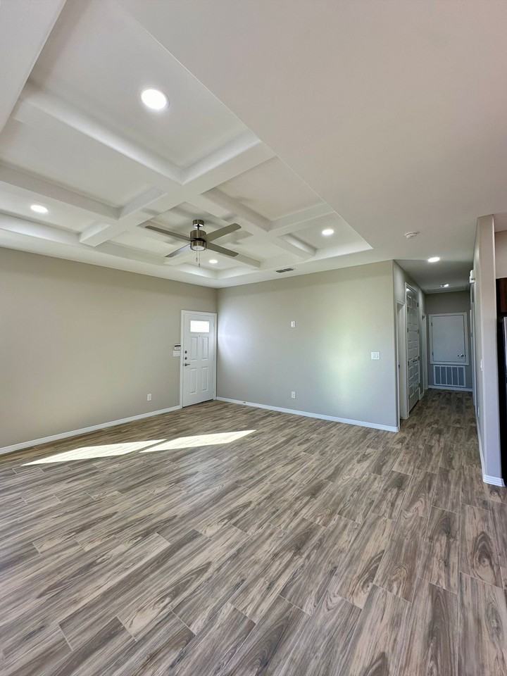 4305 Walnut Ave #2 - Photo 7 of 16