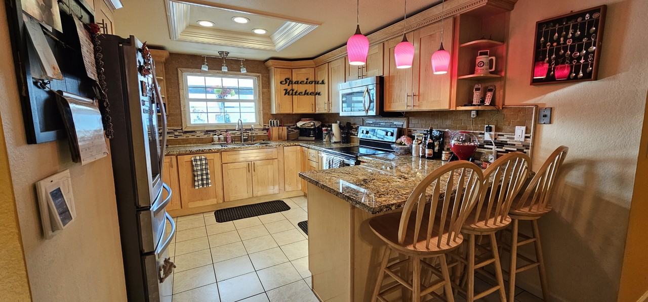 1296 Mcginness Ave #B - Photo 4 of 9