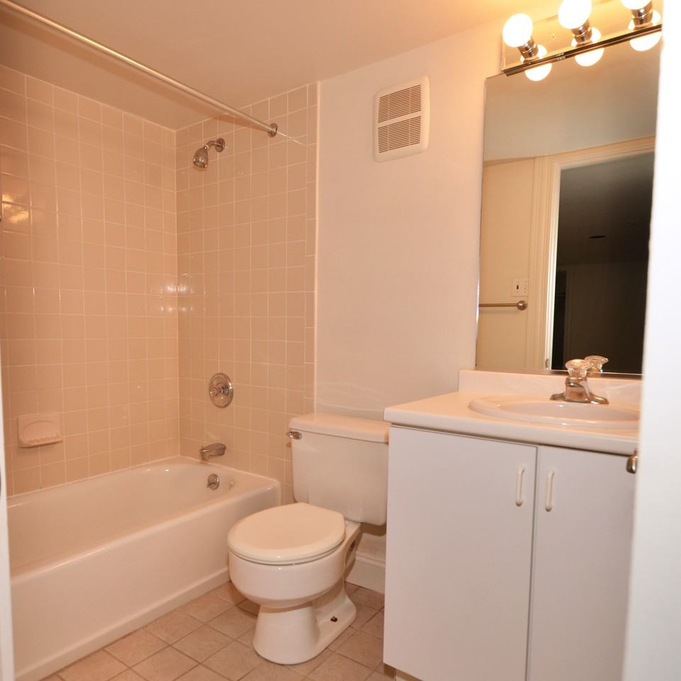 6018 Walnut St #1 - Photo 7 of 7