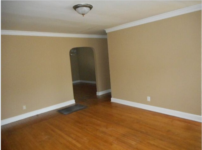 950 Birch St - Photo 3 of 8