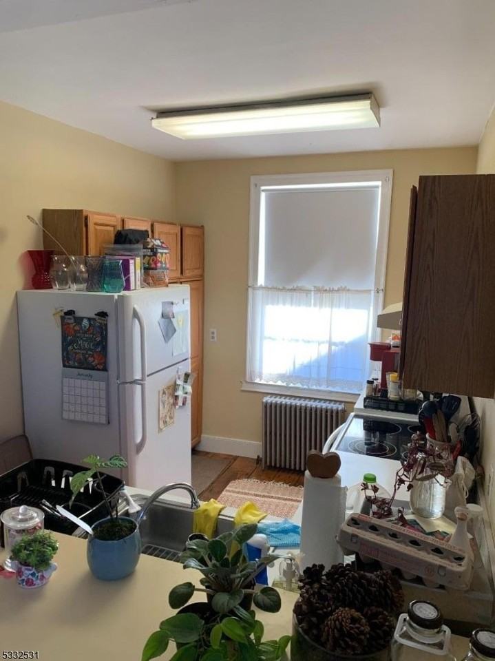 917 Main St - Photo 5 of 8