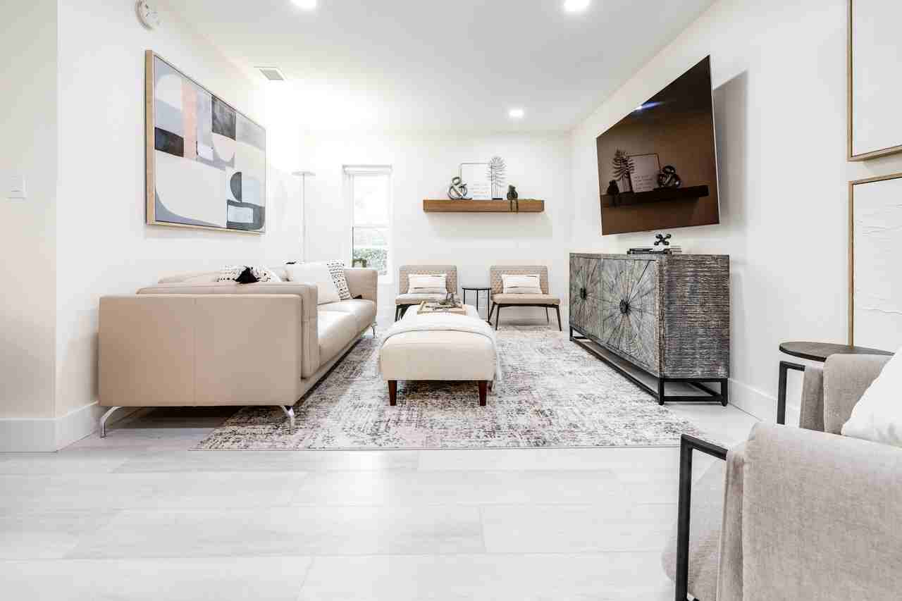 5224 Saddlebrook Way - Photo 6 of 50