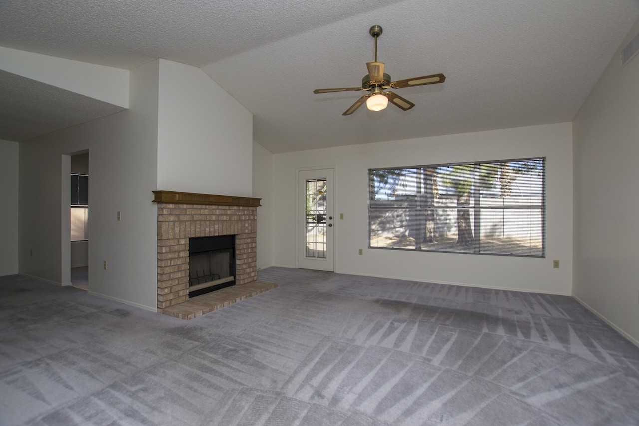 6146 E Cicero St - Photo 3 of 12