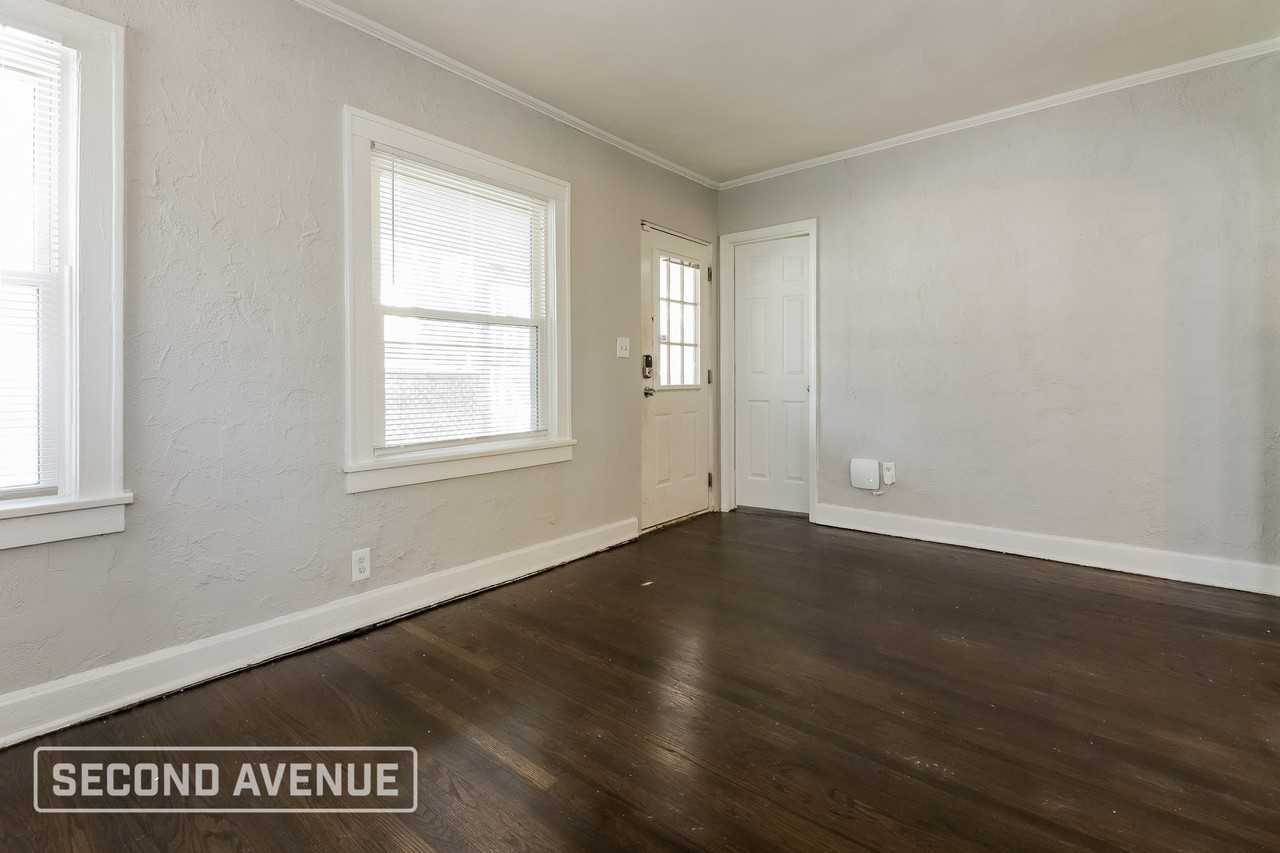 5121 Agnes Ave - Photo 6 of 23