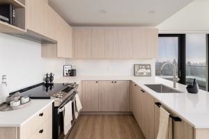 featured image of 250 East 15th St