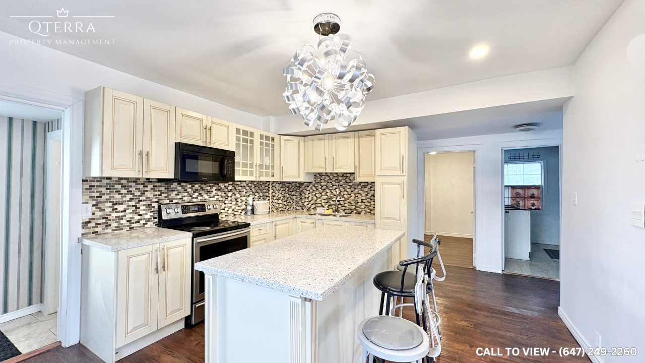 94 Stevenson Rd N, Oshawa, Ontario L1J 5M5 - Photo 2 of 15