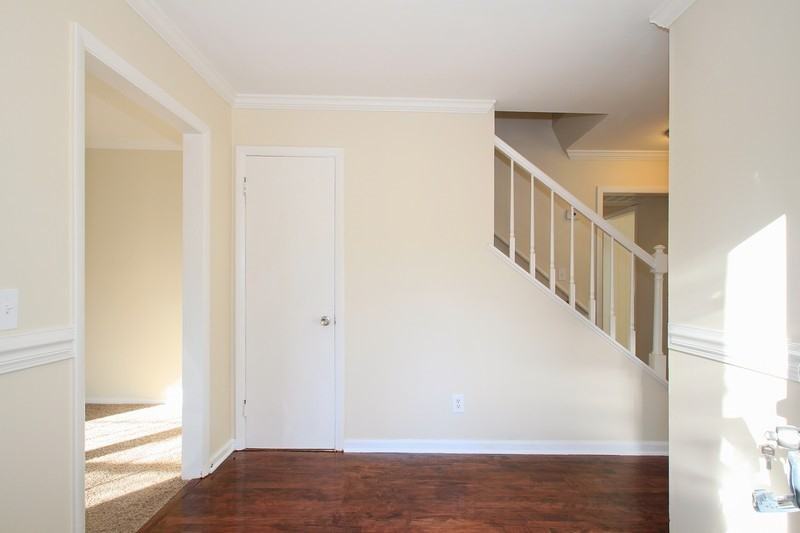 3410 Winchester Dr - Photo 2 of 25