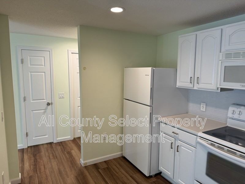 2 Ocean Ave #3F - Photo 4 of 13